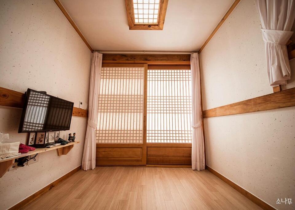 Jeongga Hanok Jeonju Εξωτερικό φωτογραφία